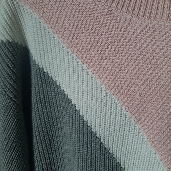 Pink Gray White Cottagecore Geometric Crew Sweater - Picture 4 of 8